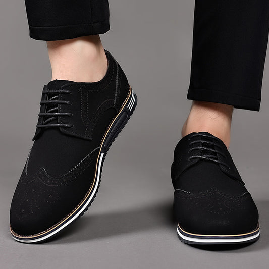 Witte zool gesneden leren schoenen