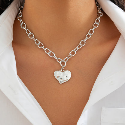 Heart Pendant Collarbone Necklace Set