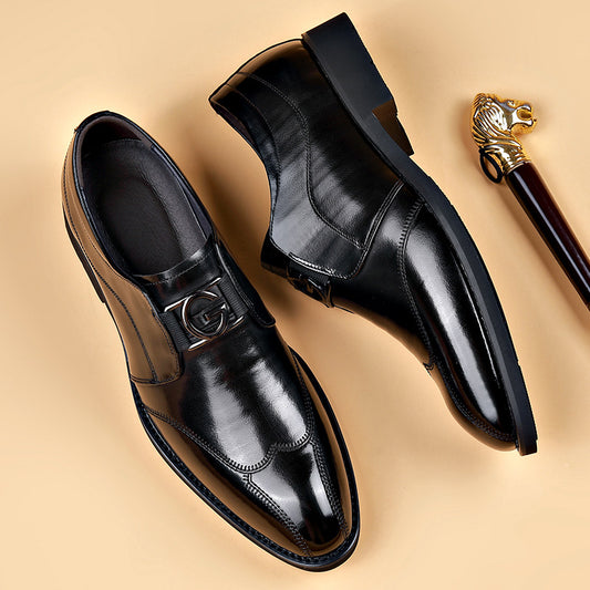 Puntige leren herenschoenen